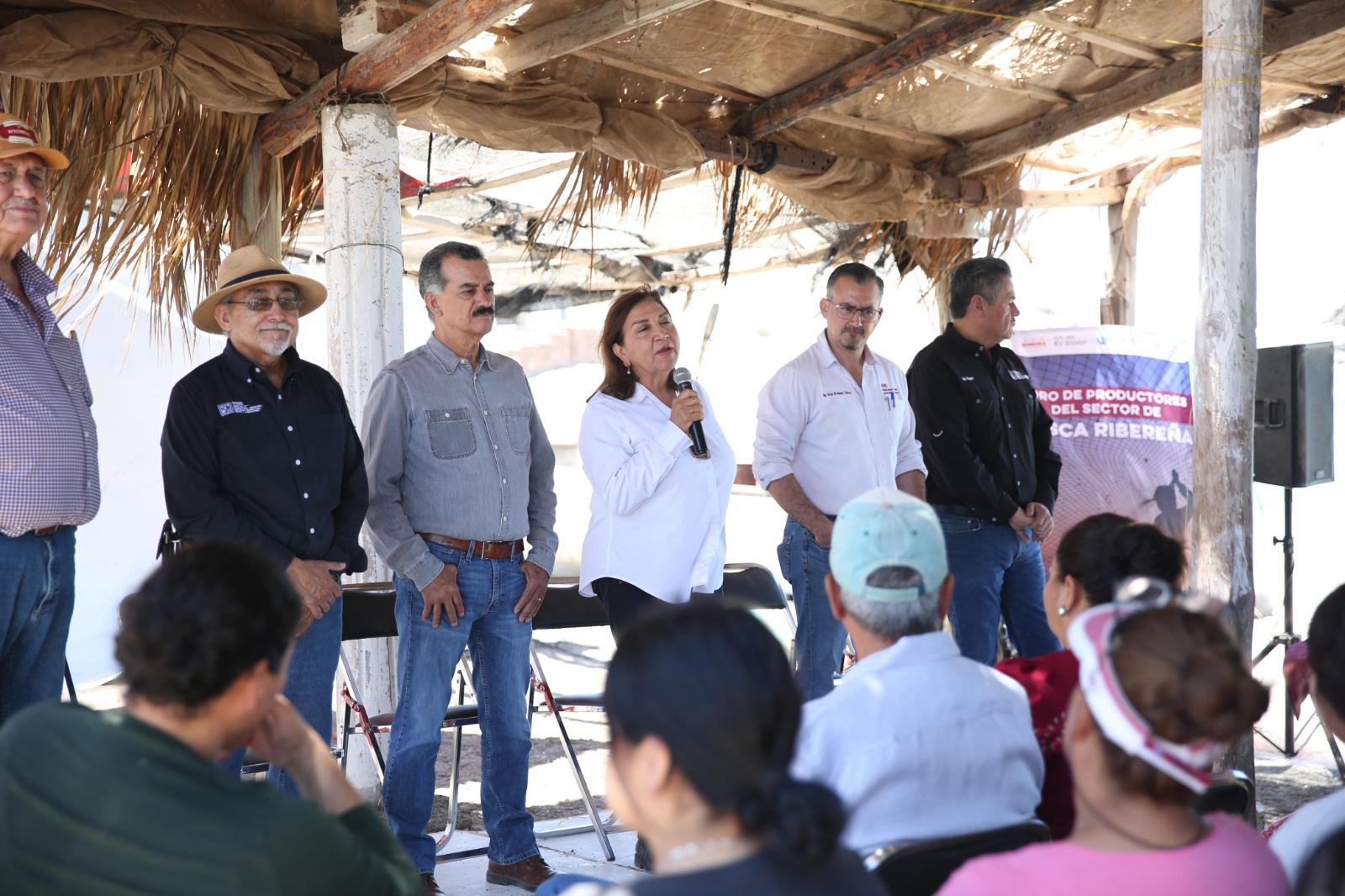 Acerca Gobierno de Sonora atención a productores primarios del campo pesquero El Choyudo
